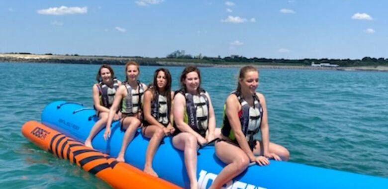 boue tractée evjf ile de ré